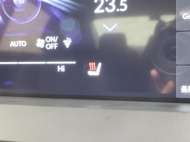 アコード ｅ：ＨＥＶ　ホンダコネクトディスプレイ　Ｇｏｏｇｌｅ搭載　マルチビューカメラ　パーキングセンサー　パーキングパイロット　ブラインドスポットインフォメーション　前後ドラレコ　ＥＴＣ　ＬＥＤライト　フルセグテレビ（9枚目）