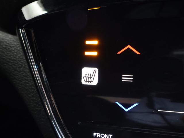 ヴェゼル ハイブリッドＲＳ・ホンダセンシング　純正ナビ　バックカメラ　横滑り防止　シートヒーター　ＥＴＣ　ＬＥＤライト　フォグ　社外ＡＷ　スマートキー　定期点検記録簿　デュアルエアコン　サイドＳＲＳ　Ｒカメ　フルオートエアコン　両席エアバック（8枚目）