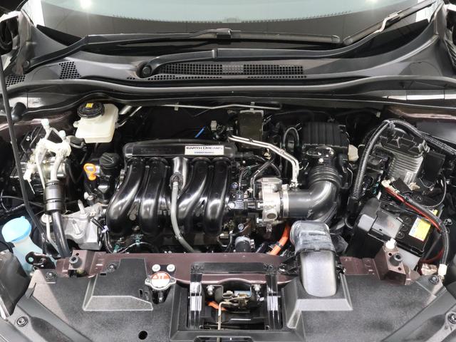 ヴェゼル ハイブリッドＲＳ・ホンダセンシング　純正ナビ　バックカメラ　横滑り防止　シートヒーター　ＥＴＣ　ＬＥＤライト　フォグ　社外ＡＷ　スマートキー　定期点検記録簿　デュアルエアコン　サイドＳＲＳ　Ｒカメ　フルオートエアコン　両席エアバック（28枚目）