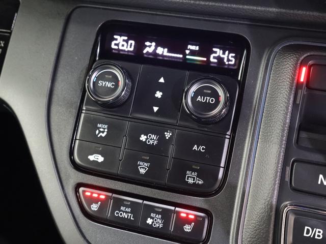 ステップワゴン ｅ：ＨＥＶスパーダプレミアムライン　純正ナビ　マルチビューカメラ　両側パワースライドドア　前後ドラレコ　パーキングセンサー　ブラインドスポットインフォメーション　パワーバックドア　シートヒーター　オットマン　ＥＴＣ　ＬＥＤライト　フォグ（9枚目）