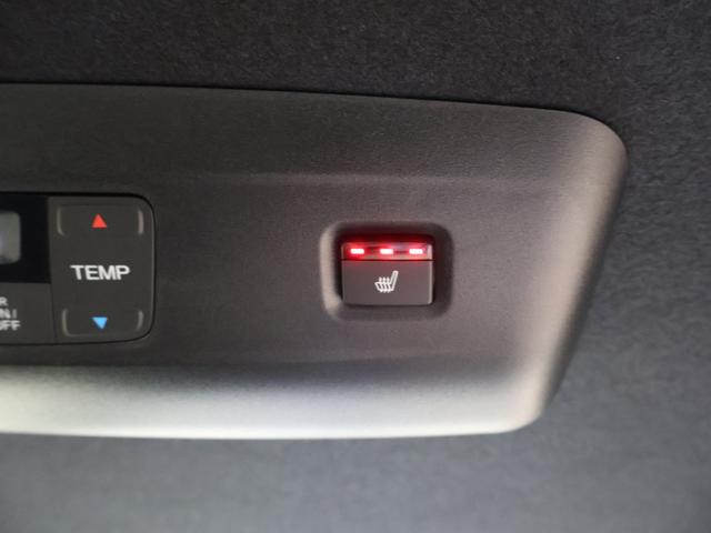 ステップワゴン ｅ：ＨＥＶスパーダプレミアムライン　純正ナビ　マルチビューカメラ　両側パワースライドドア　前後ドラレコ　パーキングセンサー　ブラインドスポットインフォメーション　パワーバックドア　シートヒーター　オットマン　ＥＴＣ　ＬＥＤライト　フォグ（12枚目）