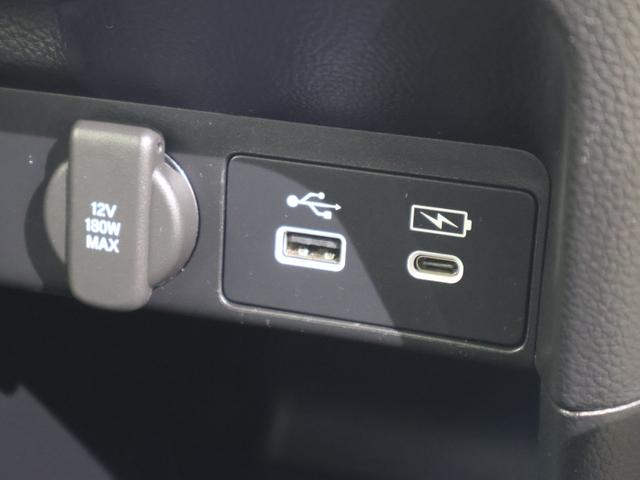 ステップワゴン ｅ：ＨＥＶスパーダプレミアムライン　純正ナビ　マルチビューカメラ　両側パワースライドドア　前後ドラレコ　パーキングセンサー　ブラインドスポットインフォメーション　パワーバックドア　シートヒーター　オットマン　ＥＴＣ　ＬＥＤライト　フォグ（15枚目）