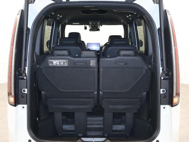 ステップワゴン ｅ：ＨＥＶスパーダプレミアムライン　純正ナビ　マルチビューカメラ　両側パワースライドドア　前後ドラレコ　パーキングセンサー　ブラインドスポットインフォメーション　パワーバックドア　シートヒーター　オットマン　ＥＴＣ　ＬＥＤライト　フォグ（25枚目）