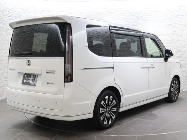 ステップワゴン ｅ：ＨＥＶスパーダプレミアムライン　純正ナビ　マルチビューカメラ　両側パワースライドドア　前後ドラレコ　パーキングセンサー　ブラインドスポットインフォメーション　パワーバックドア　シートヒーター　オットマン　ＥＴＣ　ＬＥＤライト　フォグ（31枚目）