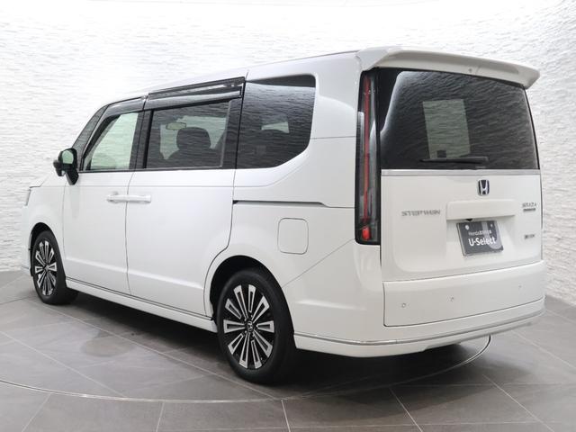 ステップワゴン ｅ：ＨＥＶスパーダプレミアムライン　純正ナビ　マルチビューカメラ　両側パワースライドドア　前後ドラレコ　パーキングセンサー　ブラインドスポットインフォメーション　パワーバックドア　シートヒーター　オットマン　ＥＴＣ　ＬＥＤライト　フォグ（33枚目）