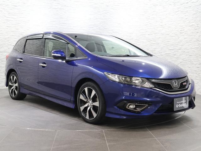 当社の優秀なスタッフがしっかり点検整備をさせていただいてからご納車いたします！さらに！エンジンオイル、エレメント・ミッションオイル・ワイパーゴムを新品交換になります！これで安心して乗って頂けます！