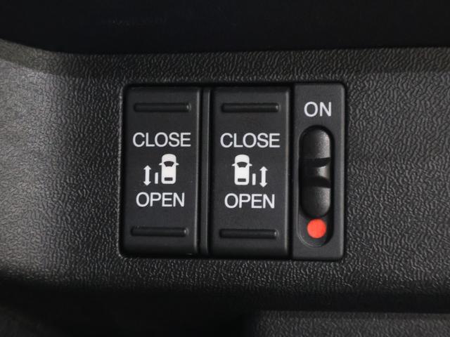 ステップワゴンスパーダ スパーダハイブリッドG・EXホンダセンシングブラスタ 純正ナビ バックカメラ 両側パワースライドドア わくわくゲート パーキングセンサー 純正ドラレコ シートヒーター ETC LEDライト フォグ エンジンスターター リアカメラ AC CMBS ABS(11枚目)