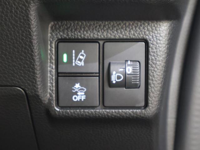 Ｎ－ＢＯＸカスタム Ｌ　雹損害　純正ナビ　バックカメラ　両側パワースライドドア　パーキングセンサー　両席電動スライドドア　Ｐソナー　サイドエアバッグ　Ａストップ　シートヒータ　ベンチシート　点検記録簿　キーフリーシステム（14枚目）