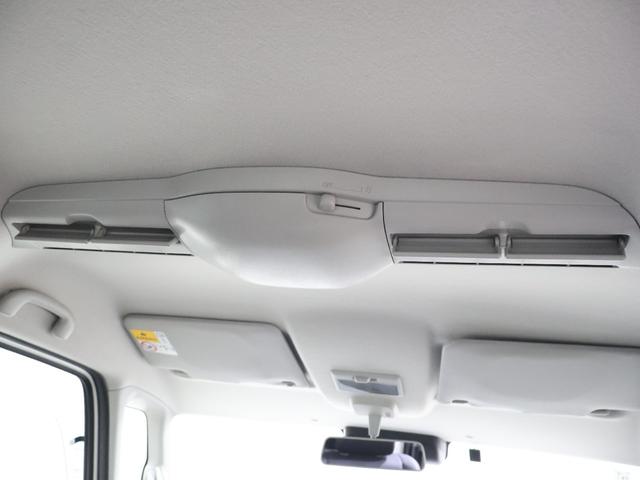 スペーシアカスタム ハイブリッドＸＳターボ　社外ナビ　マルチビューカメラ　両側パワースライドドア　パーキングセンサー　踏み間違い防止　車線逸脱警報　横滑り防止　シートヒーター　ＥＴＣ　ＬＥＤライト　フォグ　両自動ドア　前後誤発進抑制機能　ＡＣ（16枚目）