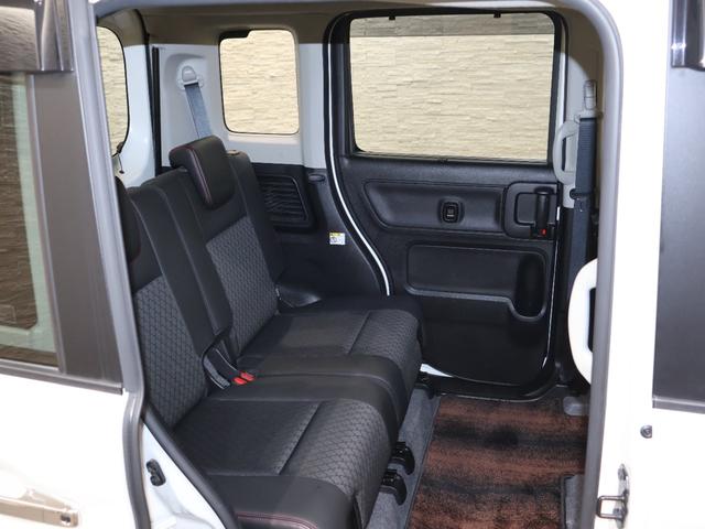 スペーシアカスタム ハイブリッドＸＳターボ　社外ナビ　マルチビューカメラ　両側パワースライドドア　パーキングセンサー　踏み間違い防止　車線逸脱警報　横滑り防止　シートヒーター　ＥＴＣ　ＬＥＤライト　フォグ　両自動ドア　前後誤発進抑制機能　ＡＣ（17枚目）