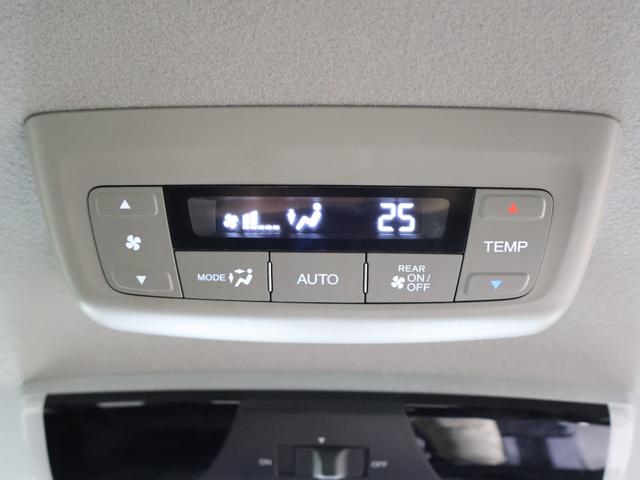 ステップワゴンスパーダ スパーダ・クールスピリットホンダセンシング 純正ナビ マルチビューカメラ フリップダウンモニター 両側パワースライドドア ドラレコ パーキングアシスト シートヒーター ETC LEDライト フォグ サイドエアバック スマートキ バックモニタ(12枚目)