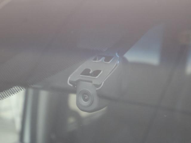 ステップワゴンスパーダ スパーダ・クールスピリットホンダセンシング 純正ナビ マルチビューカメラ フリップダウンモニター 両側パワースライドドア ドラレコ パーキングアシスト シートヒーター ETC LEDライト フォグ サイドエアバック スマートキ バックモニタ(17枚目)