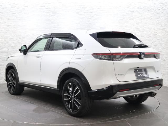 ヴェゼル ｅ：ＨＥＶＺ　純正ナビ　バックカメラ　前後ドラレコ　パーキングセンサー　ブラインドスポットインフォメーション　パワーテールゲート　シートヒーター　ステアリングヒーター　ＥＴＣ　ＬＥＤライト　フォグ　純正ＡＷ　スマキ（29枚目）