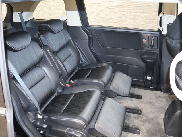 オデッセイ アブソルート・ＥＸホンダセンシング　純正ナビ　バックカメラ　両側パワースライドドア　ブラインドスポットインフォメーション　電動シート　オットマン　パドルシフト　ＥＴＣ　ＬＥＤライト　フォグ　純正ＡＷ　スマートキー　フルセグテレビ　ＡＢＳ（16枚目）