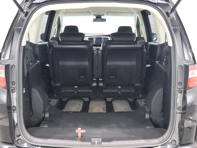 オデッセイ アブソルート・ＥＸホンダセンシング　純正ナビ　バックカメラ　両側パワースライドドア　ブラインドスポットインフォメーション　電動シート　オットマン　パドルシフト　ＥＴＣ　ＬＥＤライト　フォグ　純正ＡＷ　スマートキー　フルセグテレビ　ＡＢＳ（19枚目）