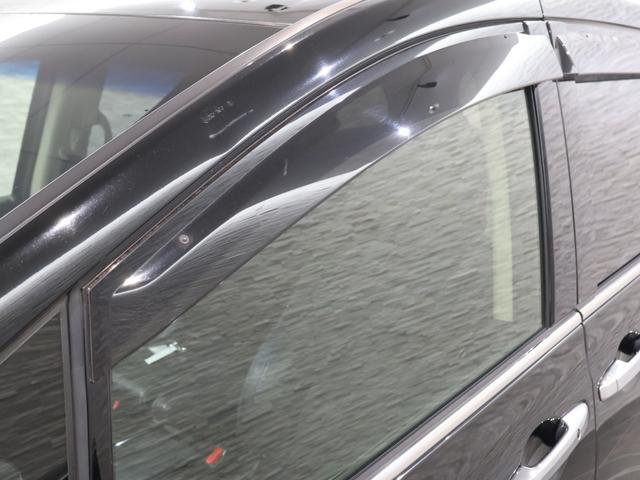 オデッセイ アブソルート・ＥＸホンダセンシング　純正ナビ　バックカメラ　両側パワースライドドア　ブラインドスポットインフォメーション　電動シート　オットマン　パドルシフト　ＥＴＣ　ＬＥＤライト　フォグ　純正ＡＷ　スマートキー　フルセグテレビ　ＡＢＳ（29枚目）