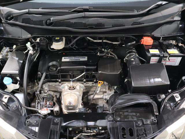 オデッセイ アブソルート・ＥＸホンダセンシング　純正ナビ　バックカメラ　両側パワースライドドア　ブラインドスポットインフォメーション　電動シート　オットマン　パドルシフト　ＥＴＣ　ＬＥＤライト　フォグ　純正ＡＷ　スマートキー　フルセグテレビ　ＡＢＳ（31枚目）