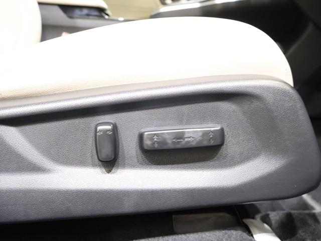 クラリティＰＨＥＶ ＥＸ　純正ナビ　バックカメラ　サイドカメラ　シートヒーター　本革シート　シートメモリー　ＥＴＣ　ＬＥＤライト　純正ＡＷ　スマートキー　充電ケーブル　Ｂカメラ　フルセグ　ＵＳＢ接続　ＬＥＤヘッドライト（15枚目）