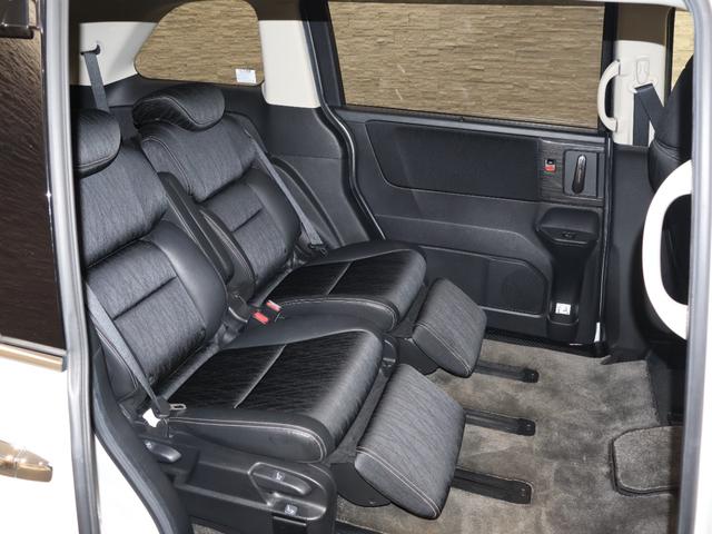 オデッセイハイブリッド ハイブリッドアブソルート・ホンダセンシング 純正ナビ バックカメラ 両側パワースライドドア 電動シート オットマン ウォークスルー ETC LEDライト フォグ 純正AW スマートキー サイドカーテンエアバック リアカメラ Pシート ABS(15枚目)