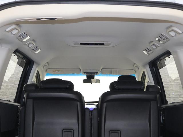 オデッセイハイブリッド ハイブリッドアブソルート・ホンダセンシング 純正ナビ バックカメラ 両側パワースライドドア 電動シート オットマン ウォークスルー ETC LEDライト フォグ 純正AW スマートキー サイドカーテンエアバック リアカメラ Pシート ABS(20枚目)