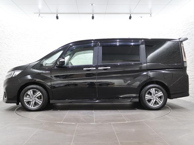 ステップワゴンスパーダ スパーダハイブリッドＧ・ＥＸホンダセンシング　純正ナビ　バックカメラ　両側パワースライドドア　わくわくゲート　パーキングセンサー　横滑り防止　シートヒーター　ＥＴＣ　ＬＥＤライト　フォグ　純正ＡＷ　フルオートエアコン　キーフリー　Ｓヒーター（31枚目）