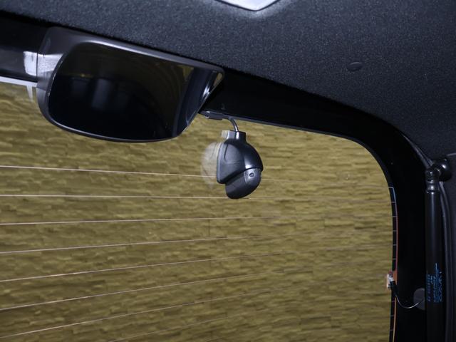 N-BOXカスタム Lスタイル+ブラック 純正ナビ バックカメラ 両側パワースライドドア 前後ドラレコ パーキングセンサー シートヒーター ETC LEDライト フォグ 純正AW スマートキー 衝突軽減ブレ-キ DVD再生 横滑り防止 地デジ(17枚目)