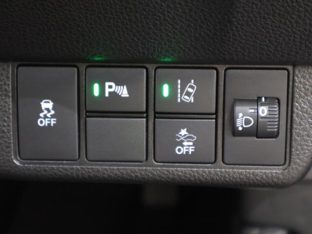 N-ONE プレミアム 当社デモカー 純正ナビ バックカメラ パーキングセンサー 横滑り防止 シートヒーター ETC LEDライト フォグ 純正AW スマートキー USBポート 衝突軽減 ESC コーナーセンサー フルセグ(12枚目)