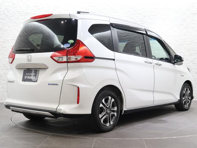 フリード+ハイブリッド ハイブリッド・クロスターホンダセンシング 純正ナビ バックカメラ 両側パワースライドドア 純正ドラレコ 横滑り防止 ETC LEDライト フォグ 純正AW スマートキー 地デジフルセグ 両側電動ドア サイドエアバッグ ソナー エアバッグ(20枚目)