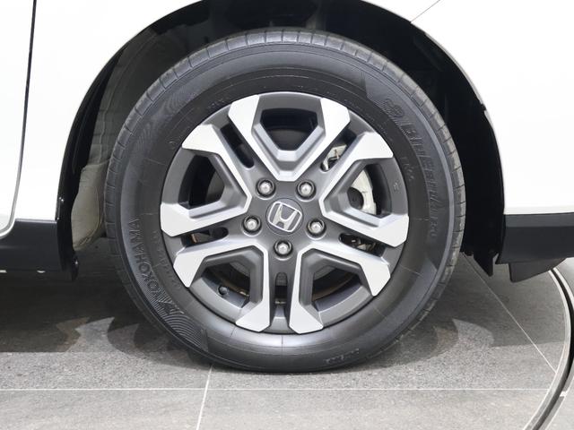 フリード+ハイブリッド ハイブリッド・クロスターホンダセンシング 純正ナビ バックカメラ 両側パワースライドドア 純正ドラレコ 横滑り防止 ETC LEDライト フォグ 純正AW スマートキー 地デジフルセグ 両側電動ドア サイドエアバッグ ソナー エアバッグ(25枚目)