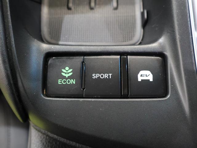 インサイト ＥＸ　純正ナビ　バックカメラ　前後ドラレコ　ブラインドスポットインフォメーション　パーキングセンサー　横滑り防止　シートヒーター　ＥＴＣ　ＬＥＤライト　フォグ　純正ＡＷ　スマートキー　ソナー　衝突軽減（9枚目）