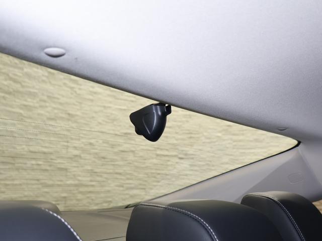 インサイト ＥＸ　純正ナビ　バックカメラ　前後ドラレコ　ブラインドスポットインフォメーション　パーキングセンサー　横滑り防止　シートヒーター　ＥＴＣ　ＬＥＤライト　フォグ　純正ＡＷ　スマートキー　ソナー　衝突軽減（12枚目）