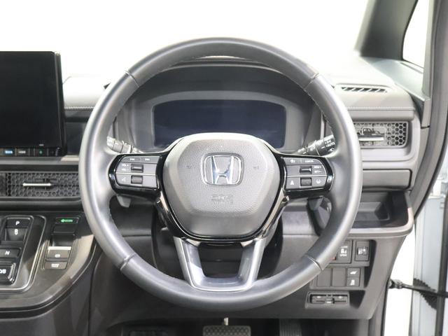 ステップワゴン ｅ：ＨＥＶスパーダ　純正ナビ　バックカメラ　ホンダコネクト　両側パワースライドドア　オットマン　ホンダセンシング　パーキングセンサー　シートヒーター　パワーゲート　デュアルエアコン　フルオートエアコン　ＥＳＣ　キーフリー（6枚目）