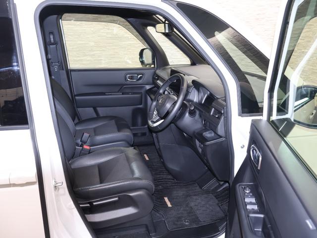 ステップワゴン ｅ：ＨＥＶスパーダ　純正ナビ　バックカメラ　ホンダコネクト　両側パワースライドドア　オットマン　ホンダセンシング　パーキングセンサー　シートヒーター　パワーゲート　デュアルエアコン　フルオートエアコン　ＥＳＣ　キーフリー（17枚目）