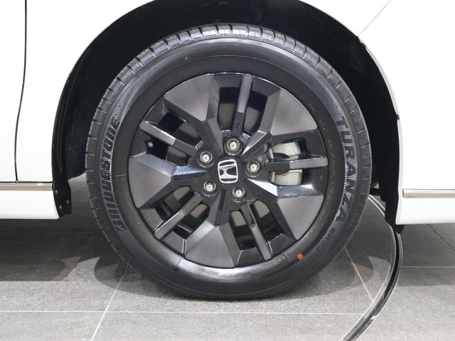 ステップワゴン ｅ：ＨＥＶスパーダ　純正ナビ　バックカメラ　ホンダコネクト　両側パワースライドドア　オットマン　ホンダセンシング　パーキングセンサー　シートヒーター　パワーゲート　デュアルエアコン　フルオートエアコン　ＥＳＣ　キーフリー（32枚目）