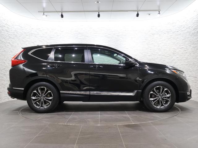 CR-Vハイブリッド e:HEVEX・マスターピース 純正ナビ バックカメラ パワーテールゲート 電動サンルーフ ブラインドスポットインフォメーション 横滑り防止 シートメモリー シートヒーター LEDライト フォグ 純正AW スマートキー サンル-フ(24枚目)