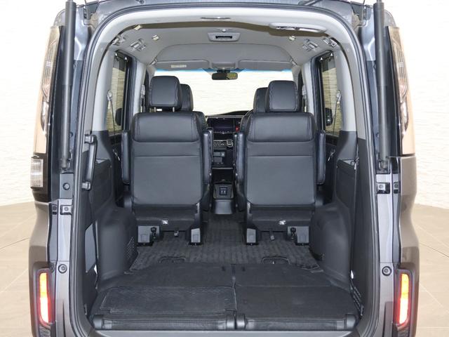 ステップワゴンスパーダ スパーダハイブリッドＧ・ＥＸホンダセンシング　純正ナビ　バックカメラ　両側パワースライドドア　わくわくゲート　横滑り防止　シートヒーター　ＥＴＣ　ＬＥＤライト　フォグ　純正ＡＷ　スマートキー　フルオートエアコン　キーフリー　Ｓヒーター　横滑防止（22枚目）