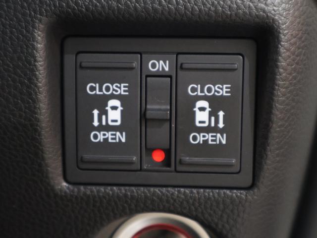 Ｎ－ＢＯＸカスタム Ｌターボ　純正ナビ　バックカメラ　両側パワースライドドア　パーキングセンサー　横滑り防止　シートヒーター　ＥＴＣ　ＬＥＤライト　フォグ　純正ＡＷ　スマートキー　地デジチューナー　衝突軽減ブレーキサポート　ＰＳ（13枚目）