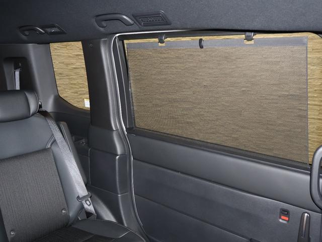 ステップワゴン スパーダ　レンタアップ　社外ナビ　バックカメラ　両側パワースライドドア　パワーテールゲート　ブラインドスポットインフォメーション　パーキングセンサー　シートヒーター　ＥＴＣ　ＬＥＤライト　フォグ　純正ＡＷ（19枚目）