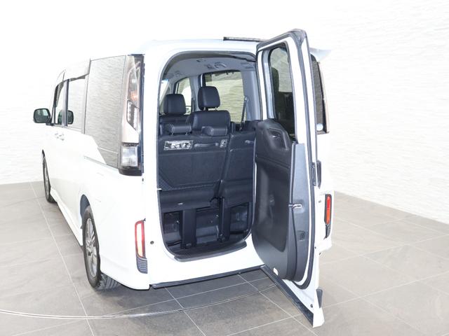 ステップワゴンスパーダ スパーダハイブリッドＧ・ＥＸホンダセンシング　純正ナビ　マルチビューカメラ　フリップダウンモニター　両側パワースライドドア　わくわくゲート　パーキングアシスト　横滑り防止　シートヒーター　ＥＴＣ　ＬＥＤライト　フォグ　純正ＡＷ　スマートキー（22枚目）