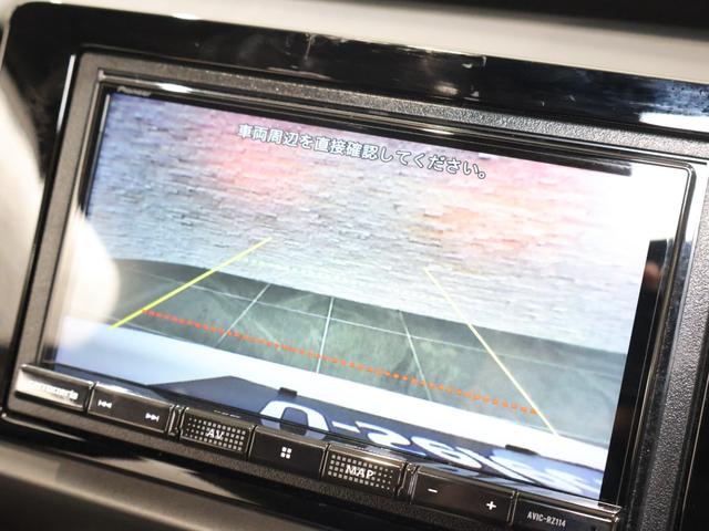 フィット ホーム　レンタアップ　社外ナビ　バックカメラ　パーキングセンサー　横滑り防止　ＥＴＣ　ＬＥＤライト　純正ＳＷ　スマートキー　記録簿　衝突軽減　リアカメラ　ソナー　ＵＳＢ接続　ＡＡＣ　サイドエアバック　スマキー（8枚目）