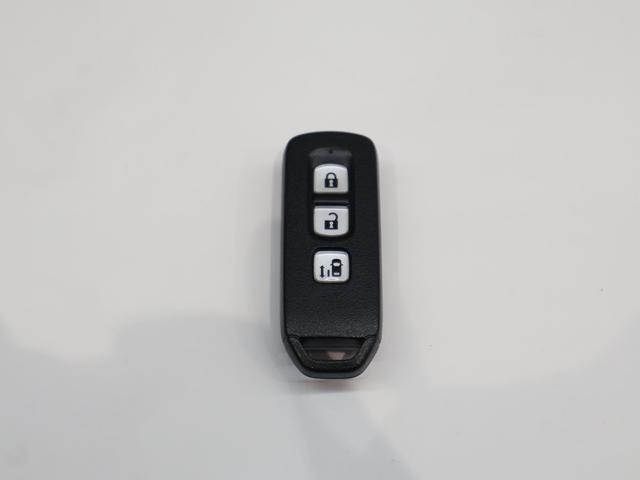 Ｎ－ＢＯＸ＋ Ｇ・Ｌパッケージ　雹損害　純正ナビ　バックカメラ　左側パワースライドドア　衝突軽減ブレーキ　踏み間違い防止　横滑り防止　ＥＴＣ　ＨＩＤライト　純正ＡＷ　スマートキー　１セグＴＶ　ＶＳＡ　スマキー　イモビ　エアコン（29枚目）