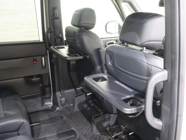 ステップワゴン スパーダ　レンタアップ　社外ナビ　バックカメラ　両側パワースライドドア　パワーテールゲート　ブラインドスポットインフォメーション　パーキングセンサー　ＥＴＣ　ＬＥＤライト　純正ＡＷ　スマートキー　ＷＡＣ　記録簿（18枚目）