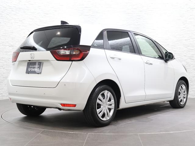 フィット ホーム レンタアップ 社外ナビ バックカメラ パーキングセンサー 横滑り防止 ETC LEDライト 純正SW スマートキー 記録簿 衝突軽減 リアカメラ ソナー USB接続 AAC サイドエアバック スマキー(22枚目)