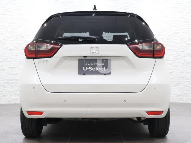 フィット ホーム レンタアップ 社外ナビ バックカメラ パーキングセンサー 横滑り防止 ETC LEDライト 純正SW スマートキー 記録簿 衝突軽減 リアカメラ ソナー USB接続 AAC サイドエアバック スマキー(23枚目)