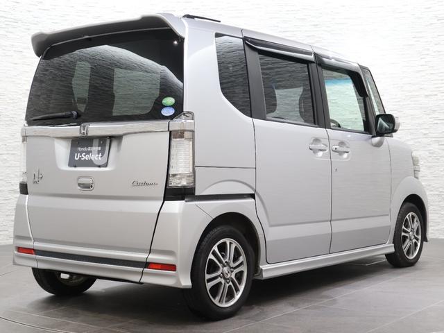 Ｎ－ＢＯＸ＋カスタム Ｇ車いす仕様車　電動ウインチベルト　車いす引き込みアルミラダー　純正ナビ　バックカメラ　左側パワースライドドア　衝突軽減ブレーキ　踏み間違い防止　横滑り防止　ＥＴＣ　ＨＩＤライト　フォグ　純正ＡＷ　スマートキー（6枚目）