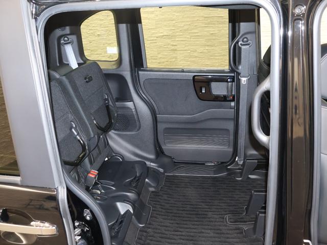 Ｎ－ＢＯＸカスタム Ｌターボ　純正ナビ　バックカメラ　両側パワースライドドア　パーキングセンサー　横滑り防止　シートヒーター　ＥＴＣ　ＬＥＤライト　フォグ　純正ＡＷ　スマートキー　地デジチューナー　衝突軽減ブレーキサポート　ＰＳ（20枚目）