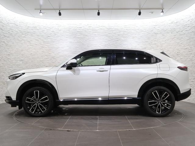 ヴェゼル ｅ：ＨＥＶＺ　純正ホンダコネクトディスプレイ　マルチビューカメラ　ホンダセンシング　ブラインドスポットインフォメーション　パーキングセンサー　横滑り防止　ＥＴＣ　ＬＥＤライト　フォグ　純正ＡＷ　スマートキー　スマキ（27枚目）