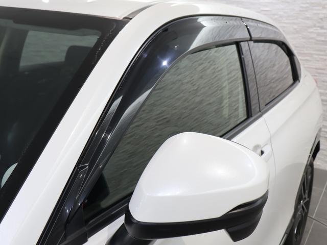 ヴェゼル ｅ：ＨＥＶＺ　純正ホンダコネクトディスプレイ　マルチビューカメラ　ホンダセンシング　ブラインドスポットインフォメーション　パーキングセンサー　横滑り防止　ＥＴＣ　ＬＥＤライト　フォグ　純正ＡＷ　スマートキー　スマキ（29枚目）