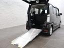 Ｎ－ＢＯＸ＋カスタム Ｇ車いす仕様車　車いす仕様車　純正ナビ　Ｂカメラ　ＥＴＣ　福祉車両　ＤＶＤ再生　ＥＳＣ　バックカメラ　スマートキー　ＡＢＳ　盗難防止システム　オートエアコン　アイドリングストップ　ベンチシート（5枚目）