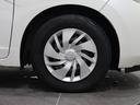 純正のホイールキャップが足元を飾ります!タイヤサイズは175/70R14になります。